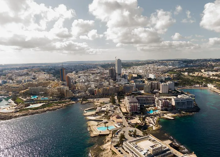 Stunning & Cosy 3br With Views In By 360 Estates *