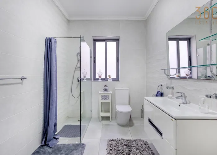 Stunning & Cosy 3br With Views In By 360 Estates Apartament *