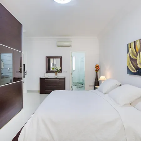 Stunning & Cosy 3br With Views In By 360 Estates * スリーマ