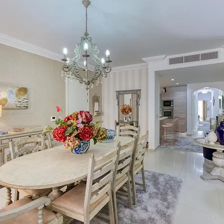 Stunning & Cosy 3br With Views In By 360 Estates