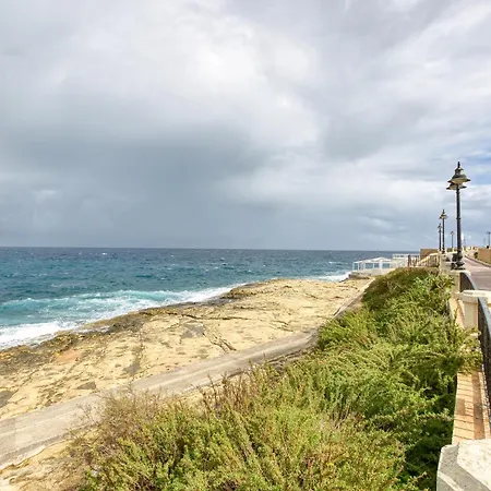 아파트 Stunning & Cosy 3br With Views In By 360 Estates